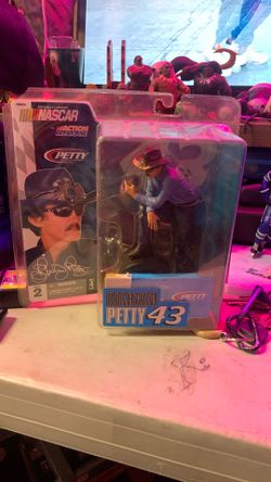 Richard Petty Mcfarlane Figurine