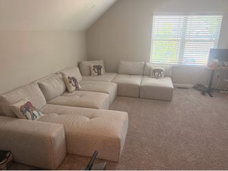 Sectional modular sofa