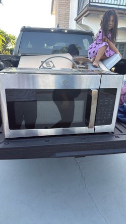 Industrial microwave