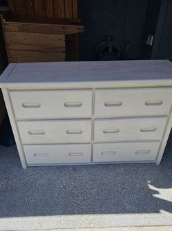 MCM STYLE DRESSER 6 DRAWERS