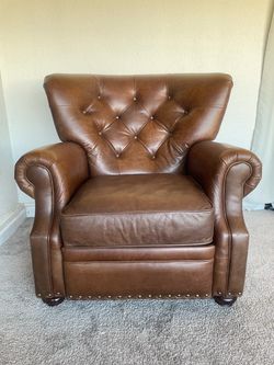 Pottery Barn Lansing Leather Recliner