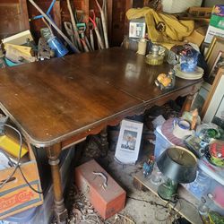 Vintage Dining Room Extendable Table And Chairs