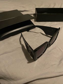 YSL Woman Sunblockers