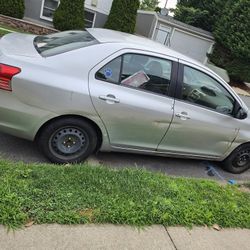 2009 Toyota Yaris