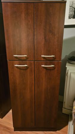 2 cabinets