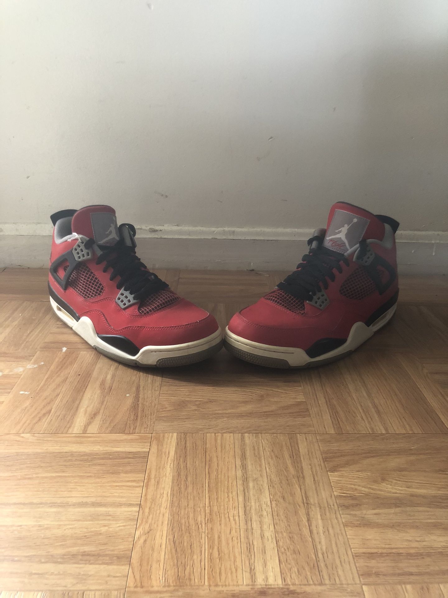 Jordan 4 “Toro”