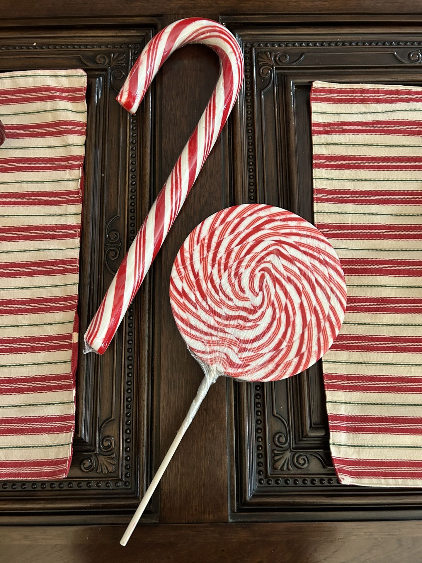 XL Real Candy Cane & Lollipop Set/Sealed In Plastic Wrapper/15” Tall!