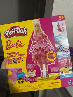 Play-Doh Barbie Designer Fashion Show Set