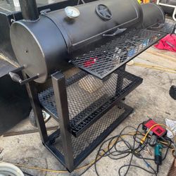 Custom Smokers $800🔥🔥🔥🔥