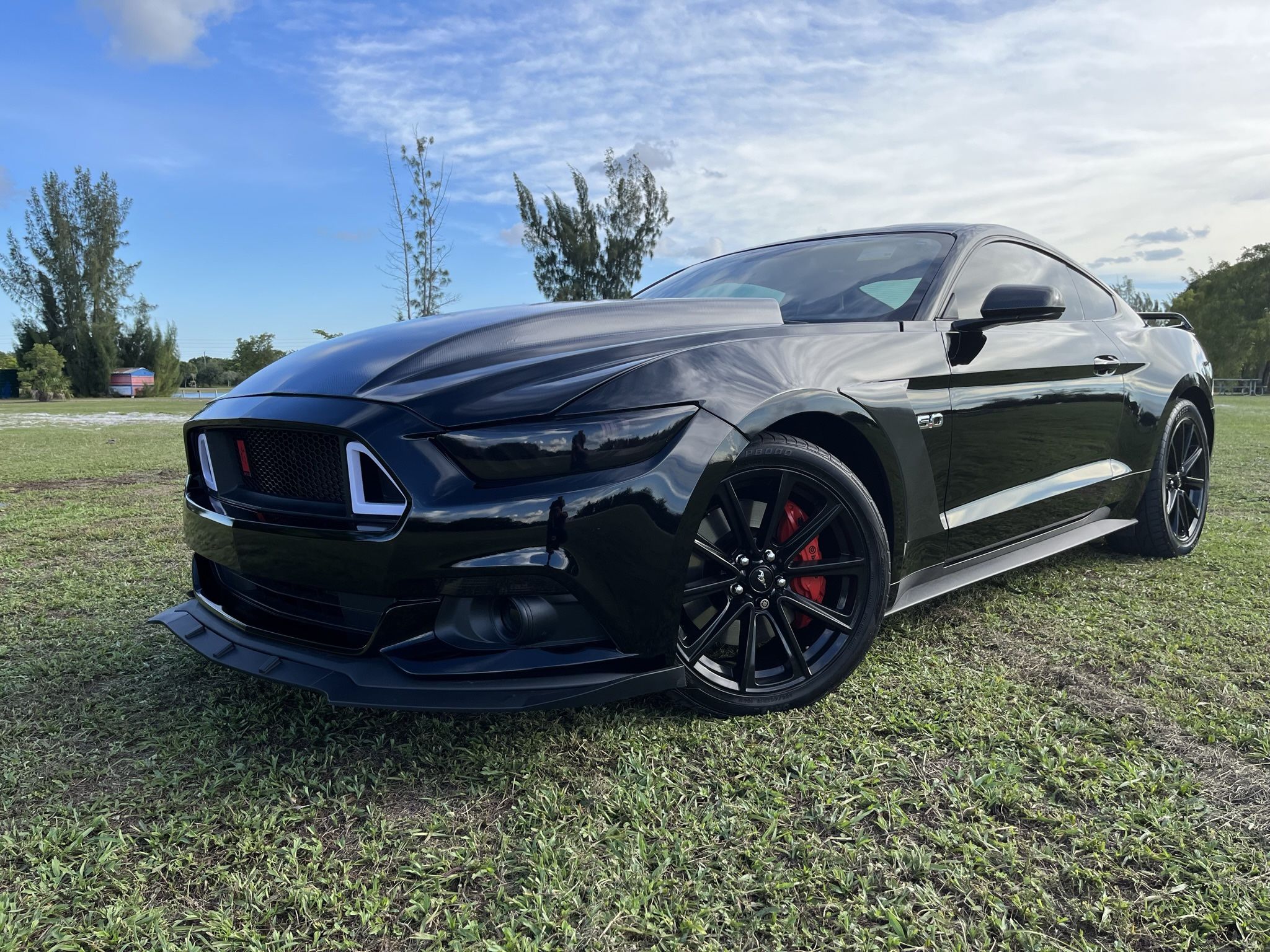 FORD MUSTANG GT PREMIUM TRADE SALE 👍👍