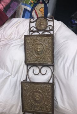 Wall mail sorter/key hanger