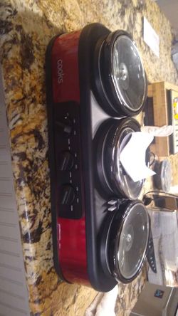 Cook's triple stove cooker