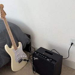 Fender Stratocaster + Fender LT25 Mustang Amp