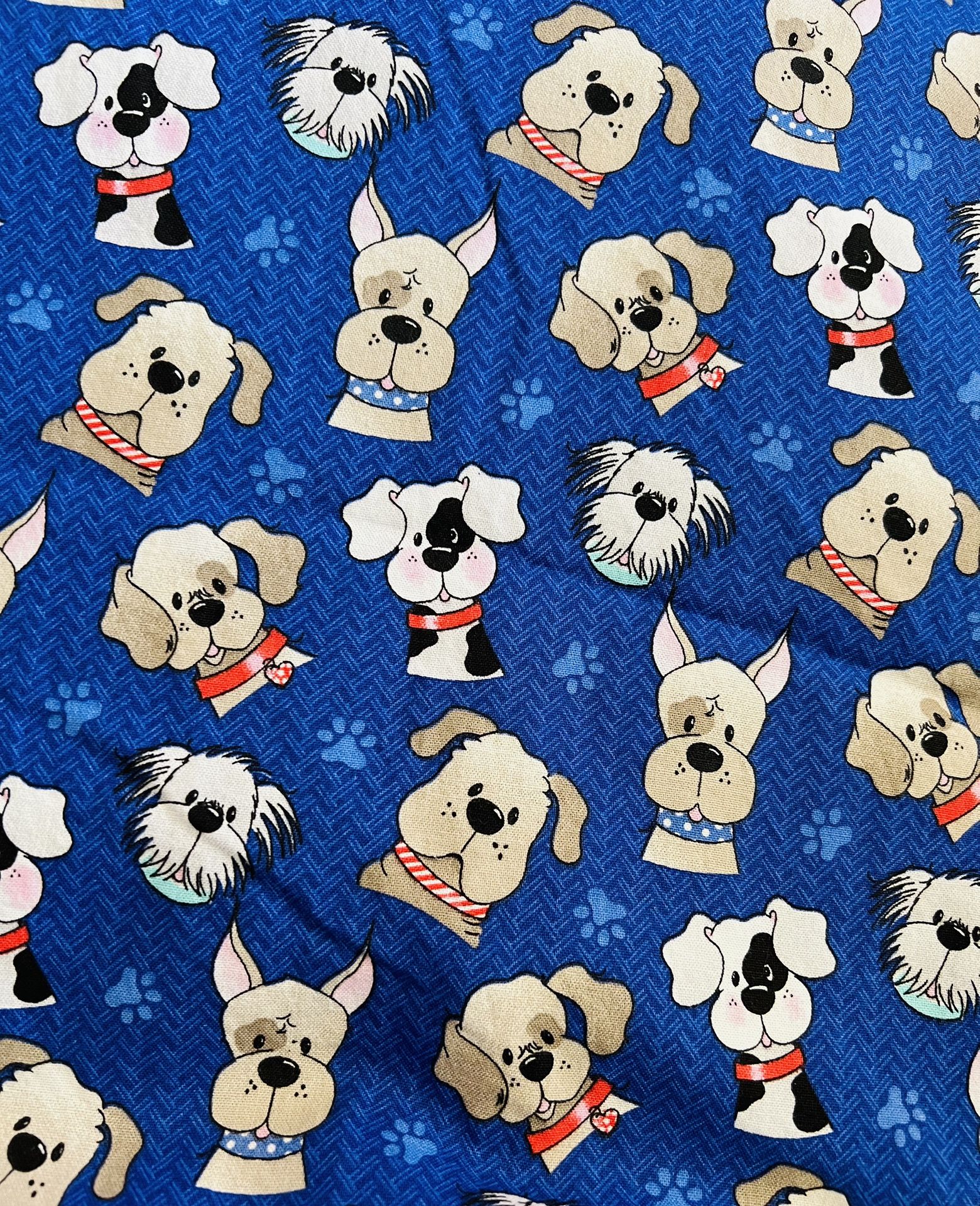 Ga-38 Cotton Royal Blue Fabric w/ Variety of Dog Heads