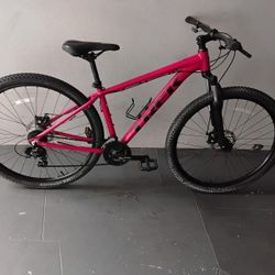 BICYCLE TREK 21 SPEED SIZE 29 BRAND NEW 