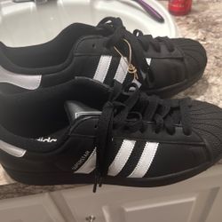 Like New Size 9 Men