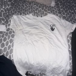 off white t 