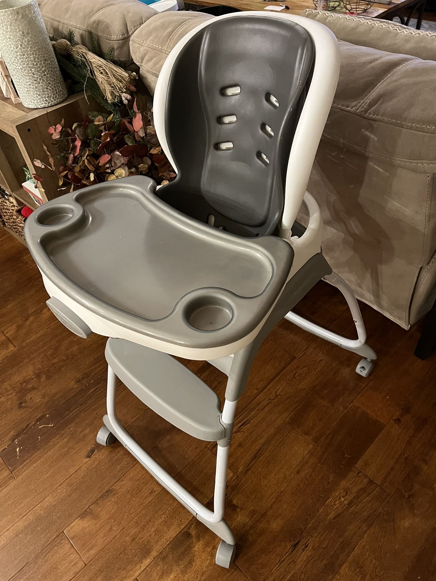 Ingenuity Full Course Smart Clean 6 In 1 Highchair