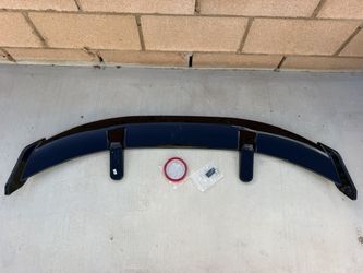 Gloss Black Rear Trunk Wing Spoiler – 4 ft. 3 in.