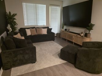 Forrest Green livingroom set !!!!