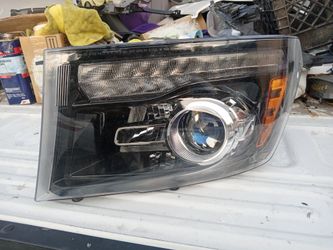 Headlamp Ram1500 Right Side 2017