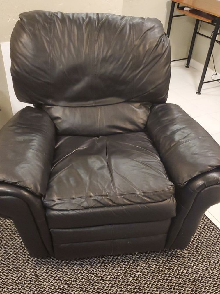 Black Leather Recliner