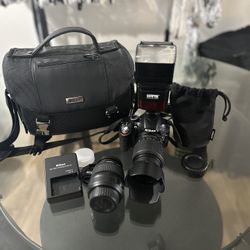 Nikon D3200 In Great Condition 