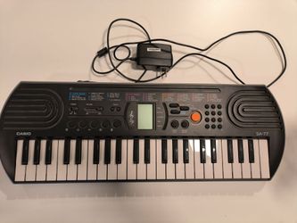 Casio SA-77 Mini Elwctrical Keyboard