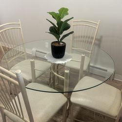 Round Glass Table 4 Chairs