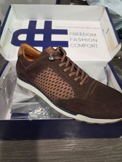 Men's Brown Suede Lace-Up Sneakers