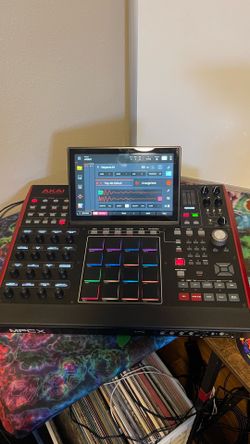Akai MPC X
