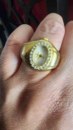 Ring watch