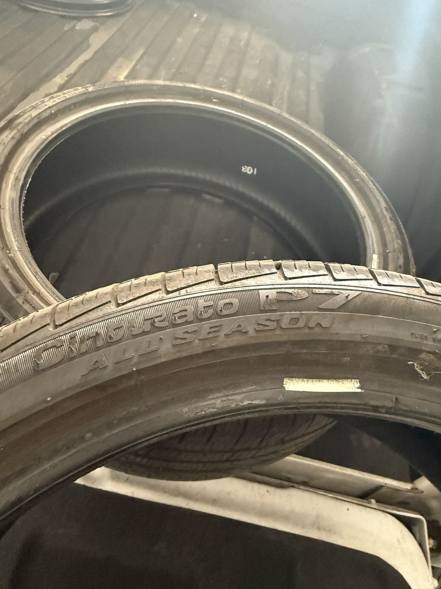 225/40/R19 Pirelli Tires