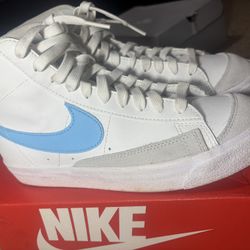 Nike Blazer Mid (white with blue swoosh)