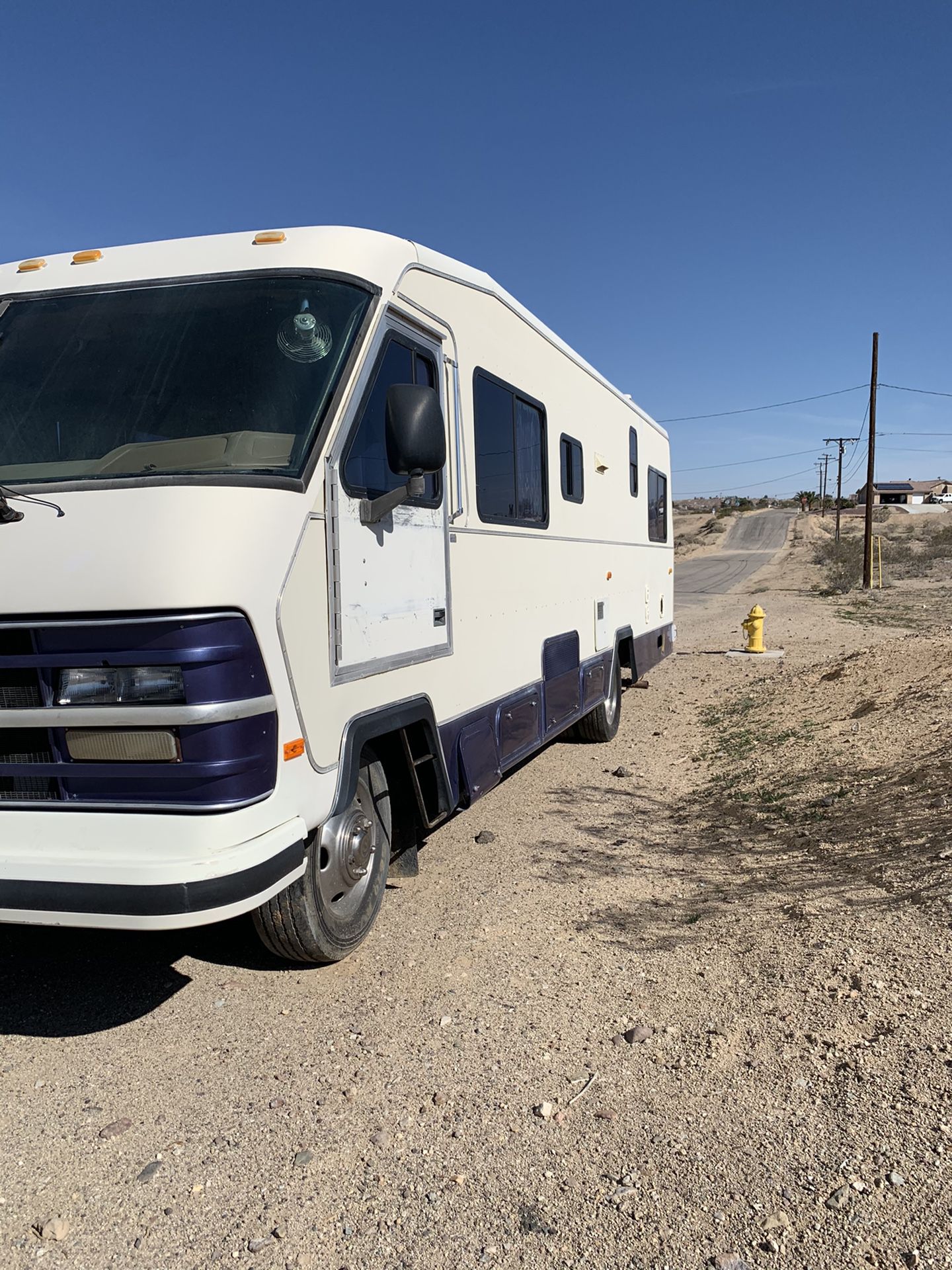 ‘90 or ‘91 RV.