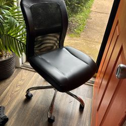 Computer chair