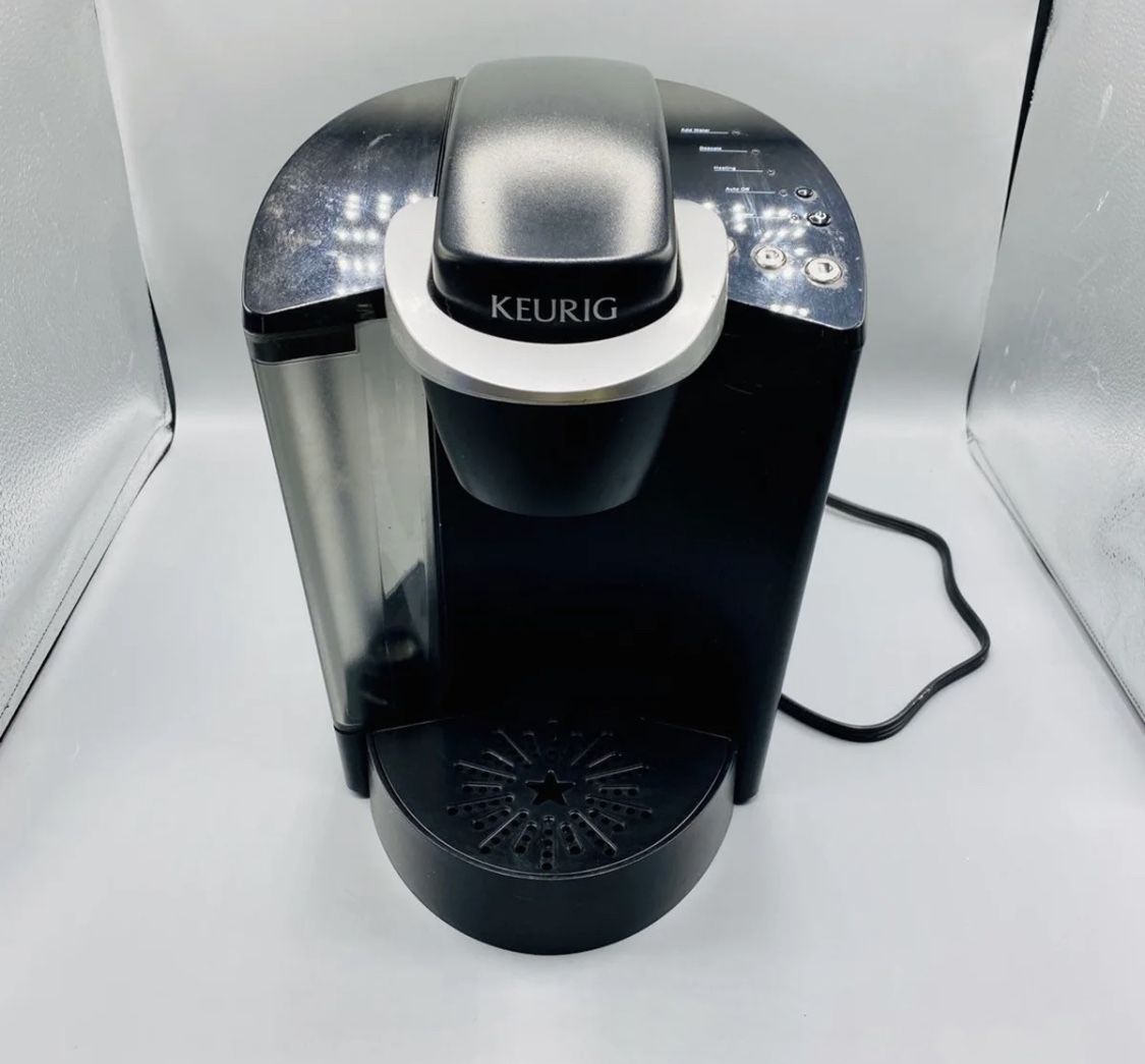 Keurig K-Classic Single-Serve K-Cup Pod Coffee Maker Bundle