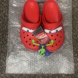lightning mcqueen crocs