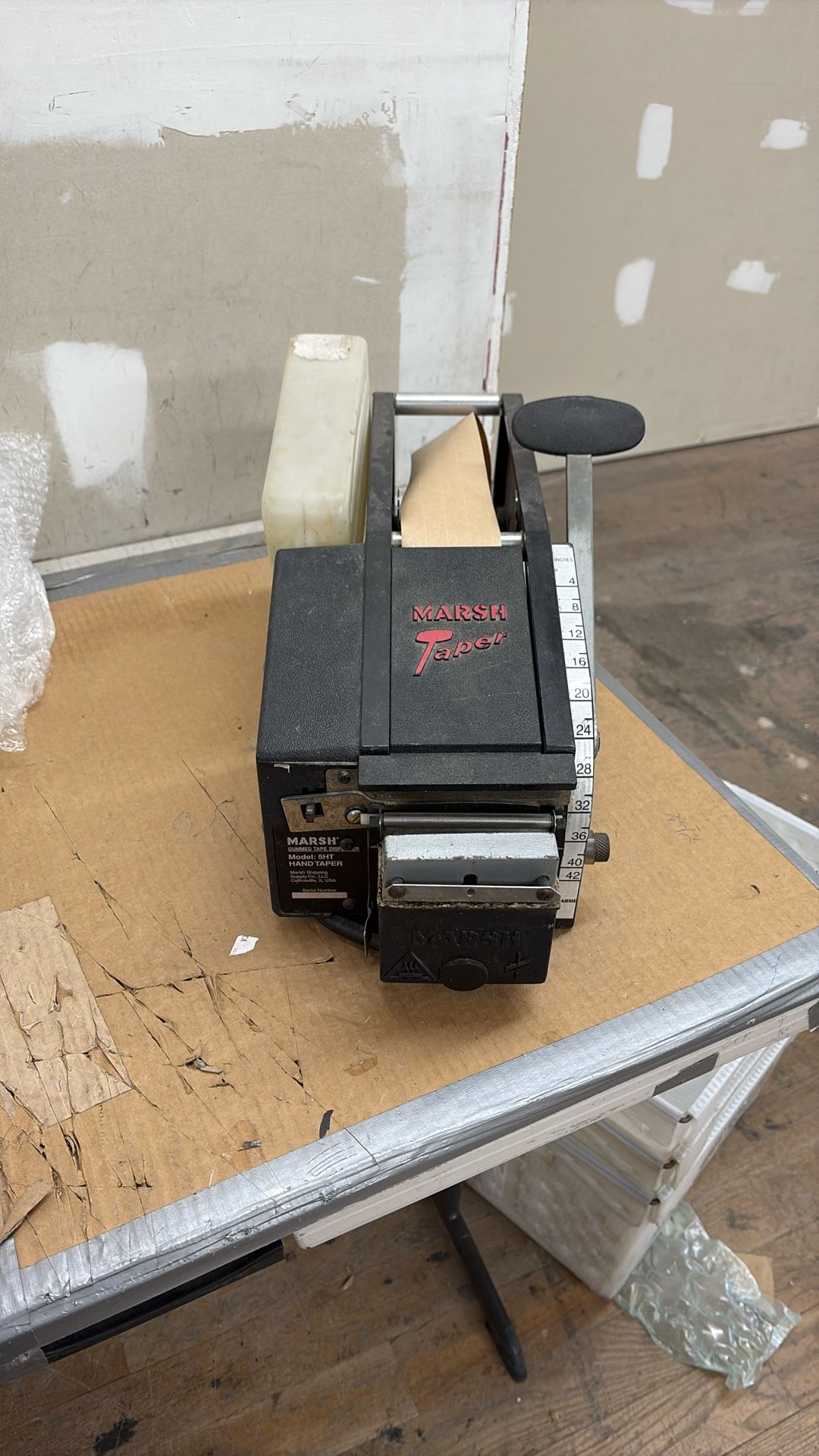 MARSH 5 HT HAND TAPER-GUMMED TAPE DISPENSER