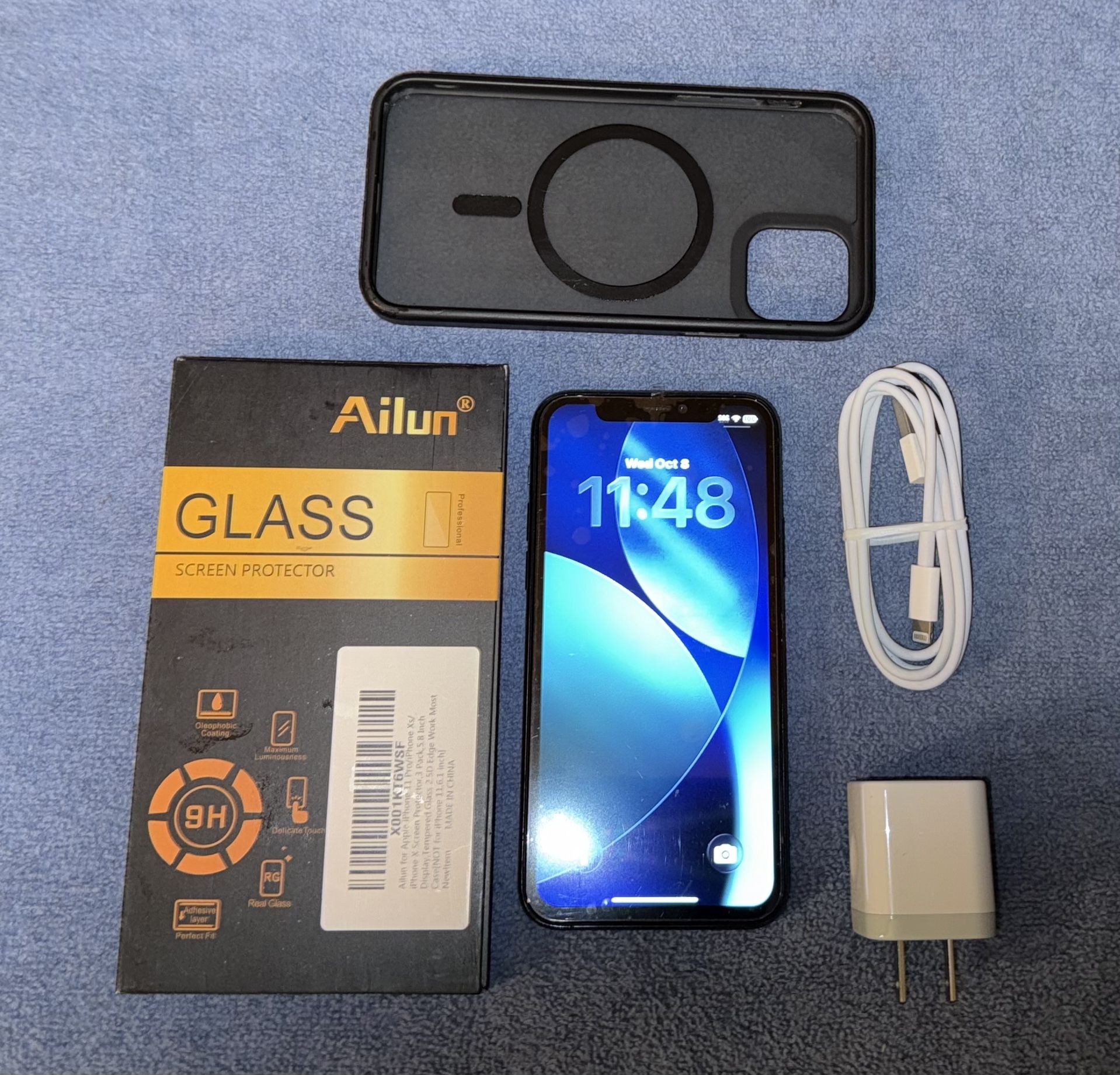iPhone 11 Pro 256 GB   **UNLOCKED Any Carrier + More *Read Add * 