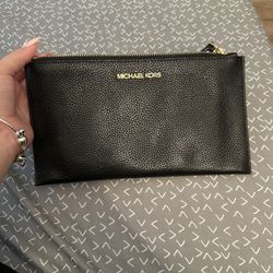 Michael Kors Wallet Wristlet 