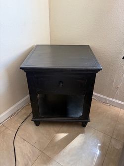 End table