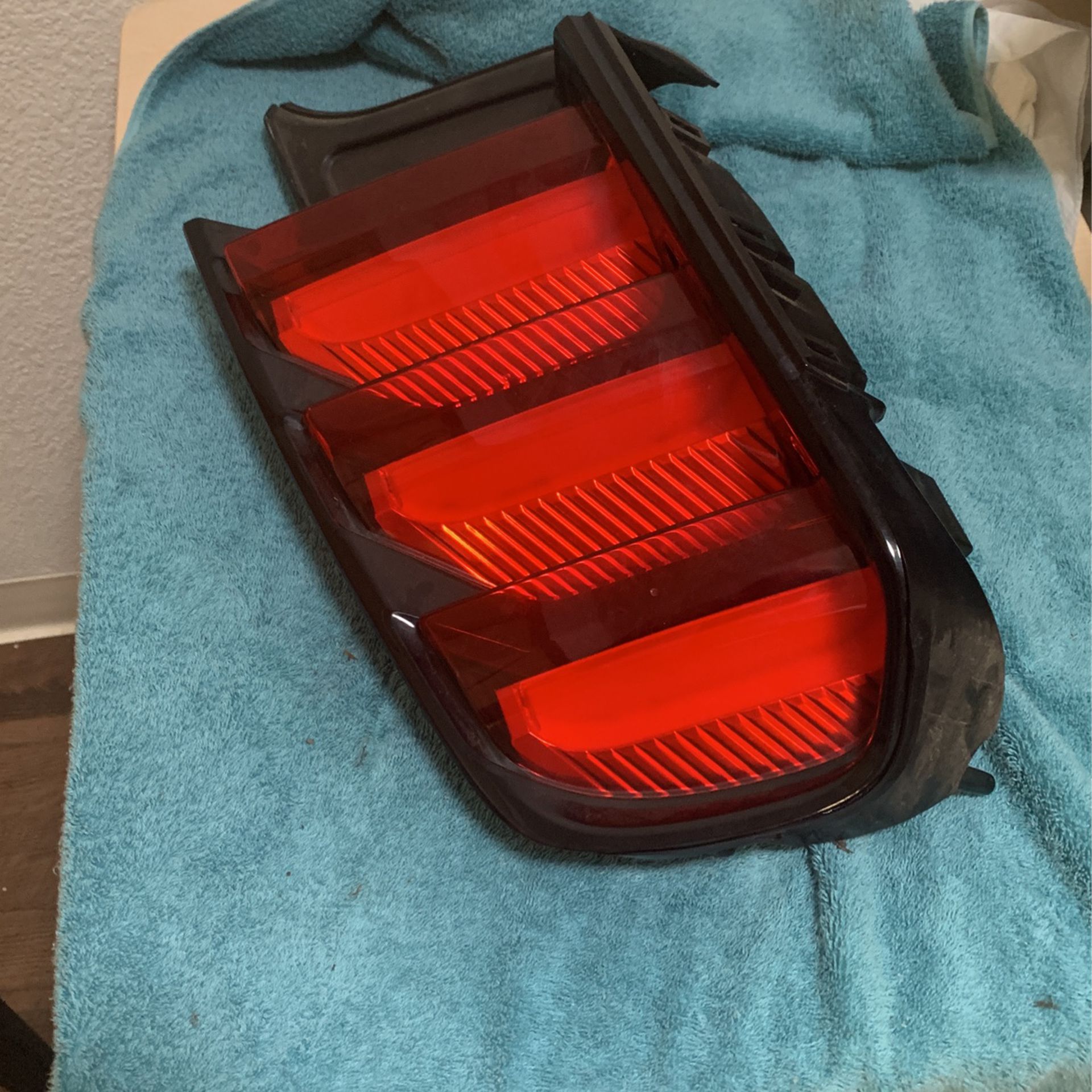 2015 - 2018 Ford Mustang Tail Lights