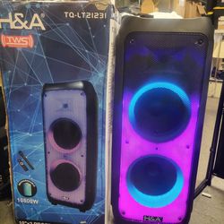 H&A BLUETOOTH SPEAKER RECHARGEABLE WITH LIGHTS GREAT SOUND QUALITY  