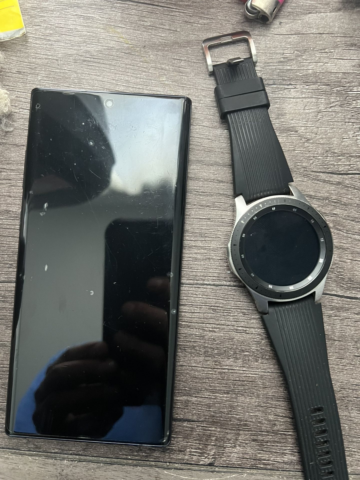 Samsung Note Plus and Galaxy Watch 4