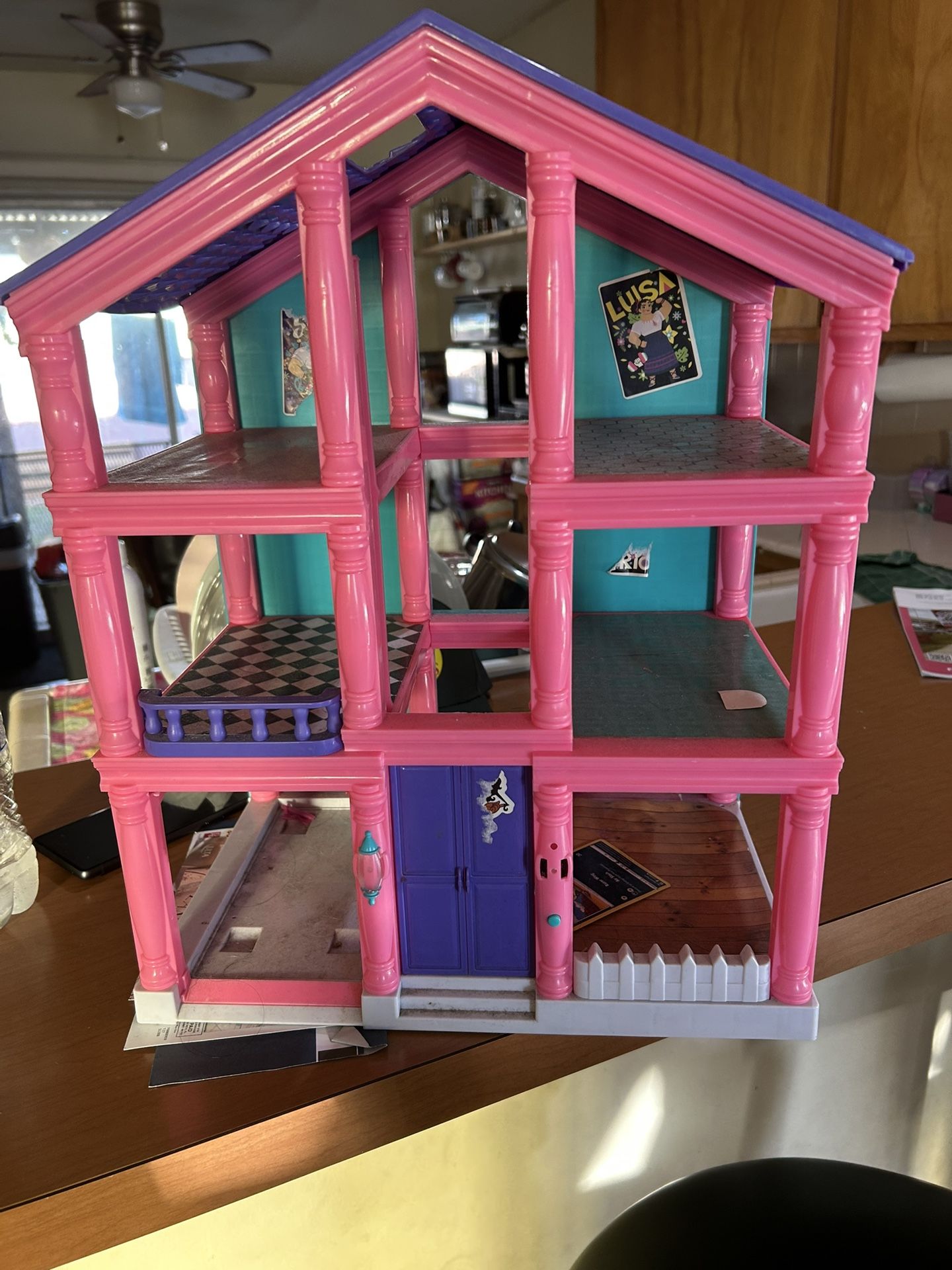 Doll House Small