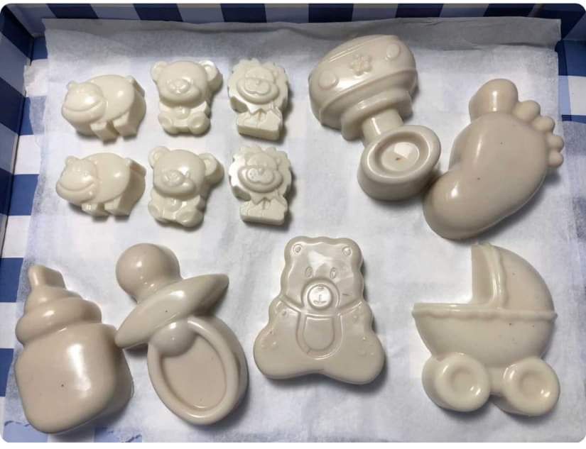 Coconitaโs Soaps & Candles