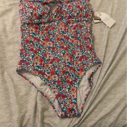 Bikini 👙 Size M (8-10) 