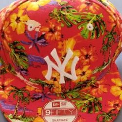 New York Yankees New Era Adult Floral