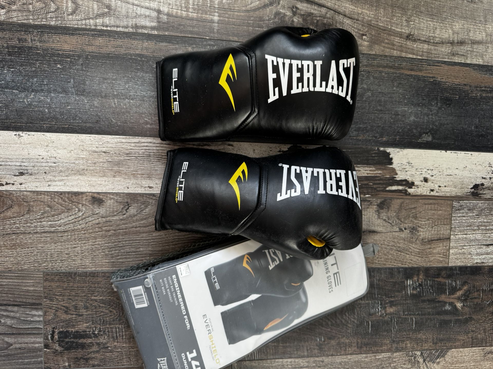 boxing gloves 14 oz